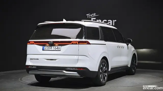 Main__Slider__Photo:Canival Kia 2020.11-1