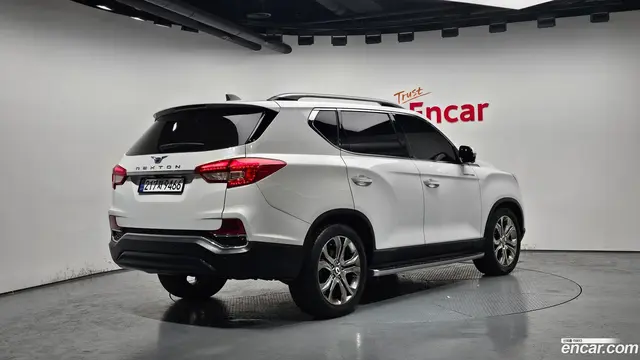 Main__Slider__Photo:Rexton KG Mobility 2018.9-1