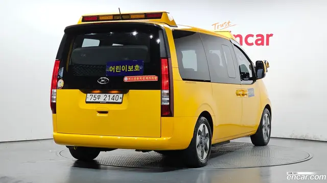 Main__Slider__Photo:Staria Hyundai 2024.0-1