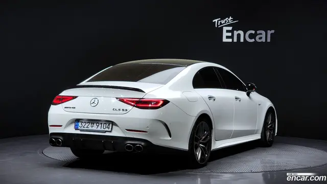 Main__Slider__Photo:CLS-Class Mercedes-Benz 2020.8-1