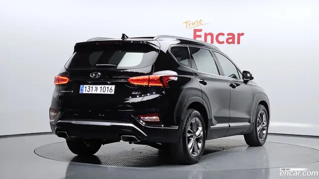 Main__Slider__Photo:Santafe Hyundai 2018.9-1