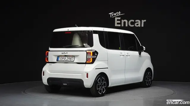 Main__Slider__Photo:RAY Kia 2024.8-1