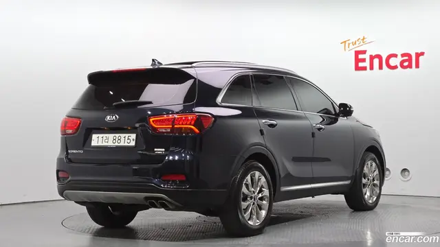 Main__Slider__Photo:Sorento Kia 2018.9-1