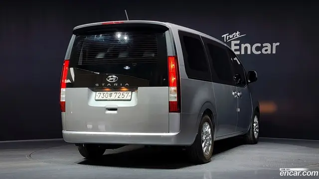 Main__Slider__Photo:Staria Hyundai 2022.0-1