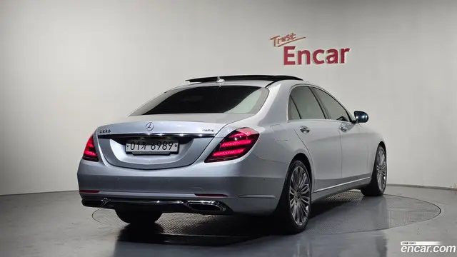 Main__Slider__Photo:S-Class Mercedes-Benz 2018.5-1
