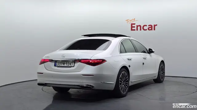 Main__Slider__Photo:S-Class Mercedes-Benz 2021.5-1