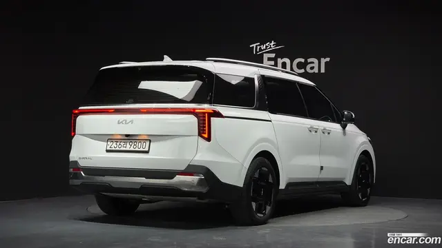 Main__Slider__Photo:Canival Kia 2024.0-1