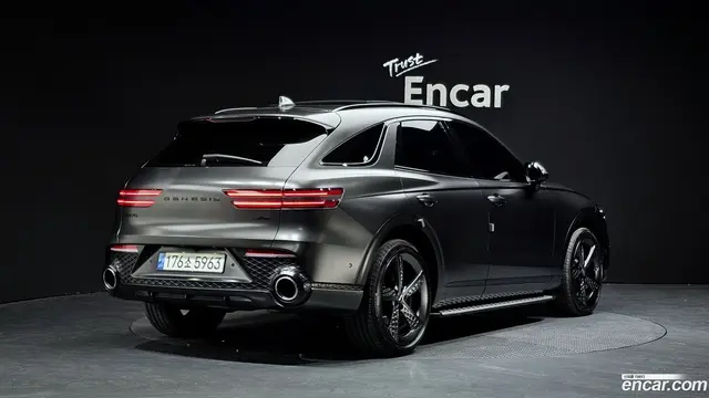 Main__Slider__Photo:GV70 Genesis 2023.4-1