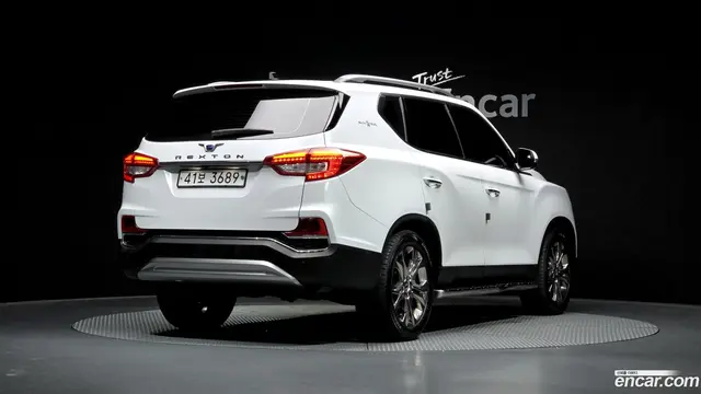 Main__Slider__Photo:Rexton KG Mobility 2018.6-1