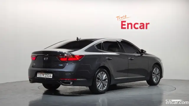 Main__Slider__Photo:K7 Kia 2019.6-1