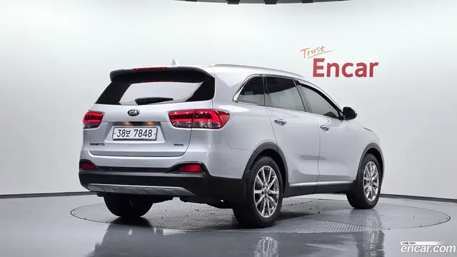 Main__Slider__Photo:Sorento Kia 2015.0-1