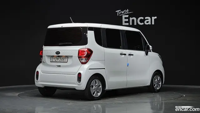 Main__Slider__Photo:RAY Kia 2021.4-1