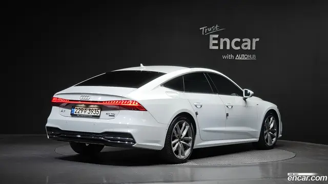Main__Slider__Photo:A7 Audi 2021.3-1