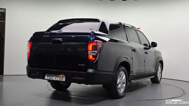Main__Slider__Photo:Rexton KG Mobility 2021.6-1