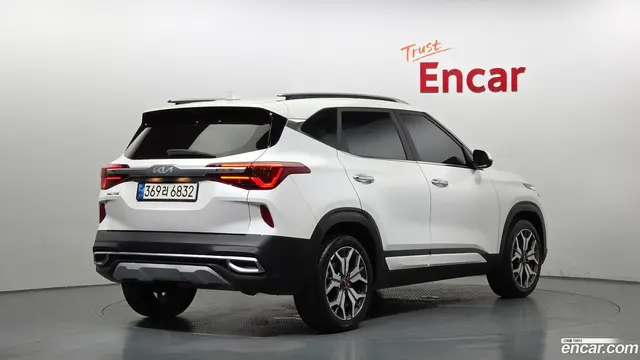 Main__Slider__Photo:Seltos Kia 2022.0-1