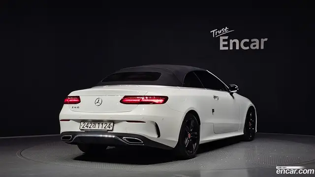 Main__Slider__Photo:E-Class Mercedes-Benz 2018.11-1