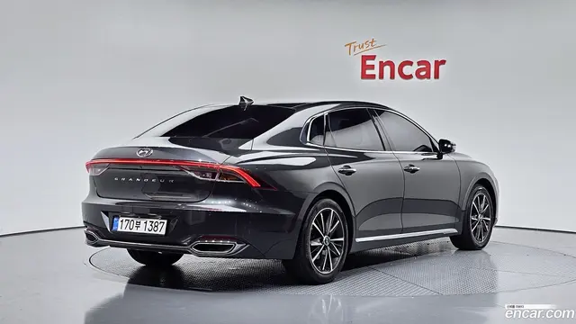 Main__Slider__Photo:Grandeur Hyundai 2020.3-1