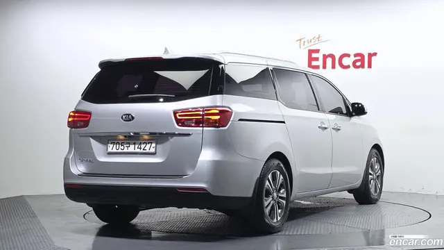 Main__Slider__Photo:Canival Kia 2020.2-1