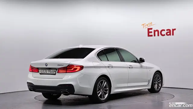 Main__Slider__Photo:5-Series BMW 2018.4-1