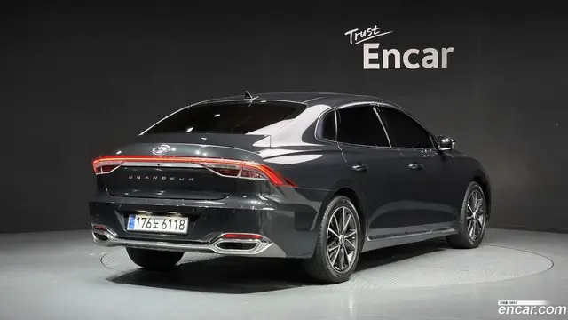 Main__Slider__Photo:Grandeur Hyundai 2021.0-1