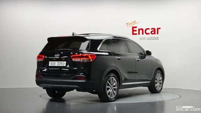 Main__Slider__Photo:Sorento Kia 2017.0-1