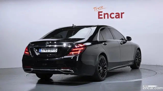 Main__Slider__Photo:S-Class Mercedes-Benz 2018.0-1
