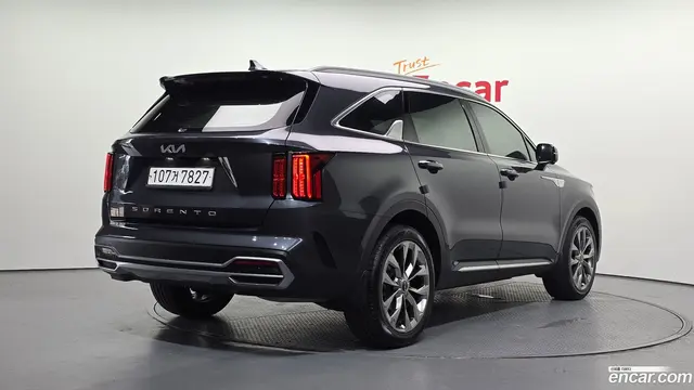 Main__Slider__Photo:Sorento Kia 2021.6-1