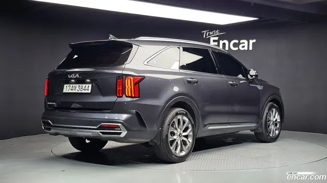 Main__Slider__Photo:Sorento Kia 2023.0-1