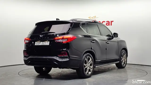 Main__Slider__Photo:Rexton KG Mobility 2017.4-1