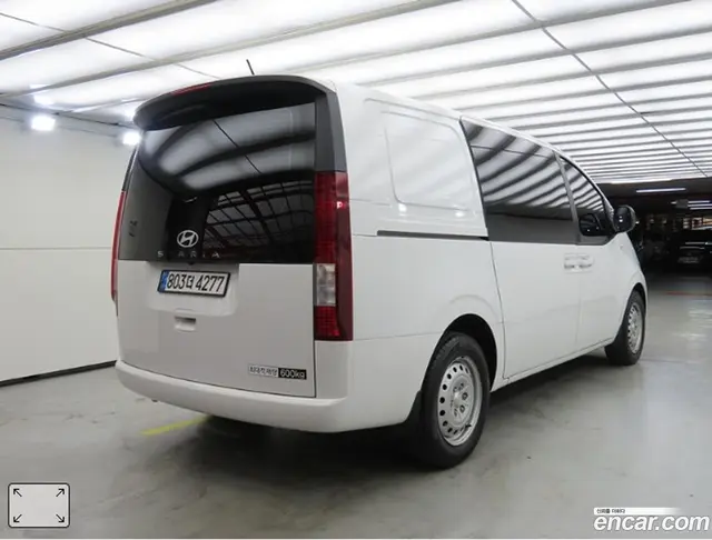 Main__Slider__Photo:Staria Hyundai 2024.9-1