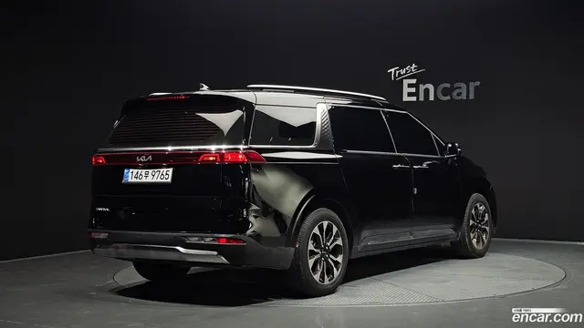Main__Slider__Photo:Canival Kia 2022.9-1