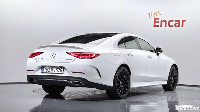 Main__Slider__Photo:CLS-Class Mercedes-Benz 2021.2-1