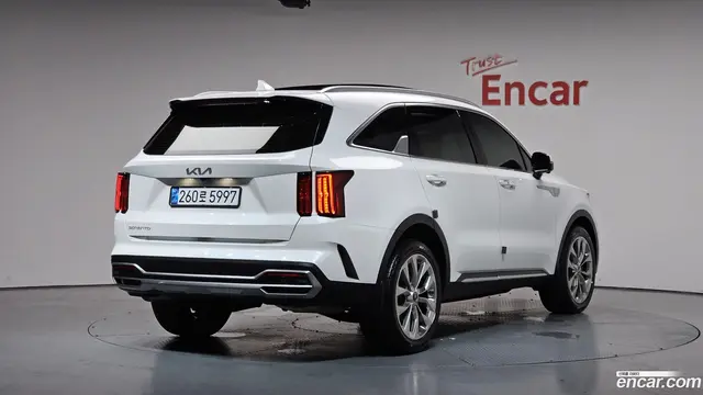 Main__Slider__Photo:Sorento Kia 2020.5-1