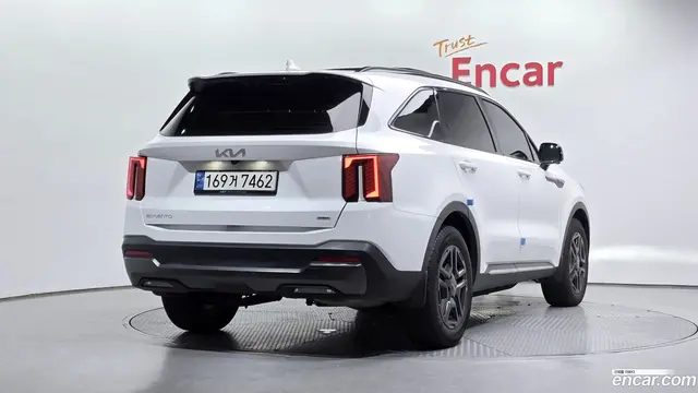 Main__Slider__Photo:Sorento Kia 2024.6-1