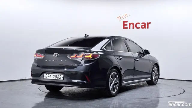 Main__Slider__Photo:Sonata Hyundai 2019.0-1