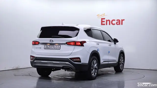 Main__Slider__Photo:Santafe Hyundai 2019.8-1