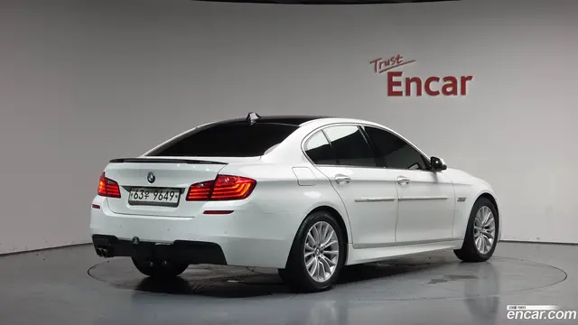 Main__Slider__Photo:5-Series BMW 2014.5-1