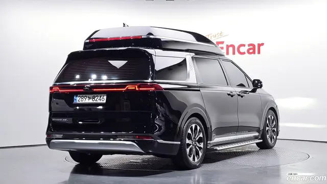 Main__Slider__Photo:Canival Kia 2021.5-1