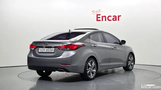 Main__Slider__Photo:AVANTE Hyundai 2013.9-1