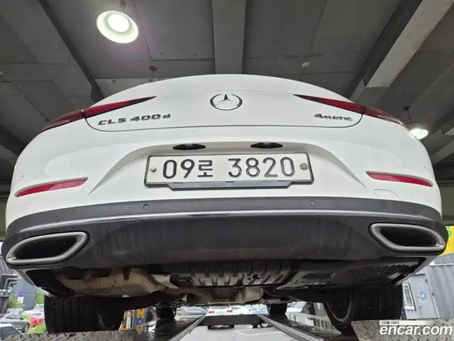 Main__Slider__Photo:CLS-Class Mercedes-Benz 2018.10-1