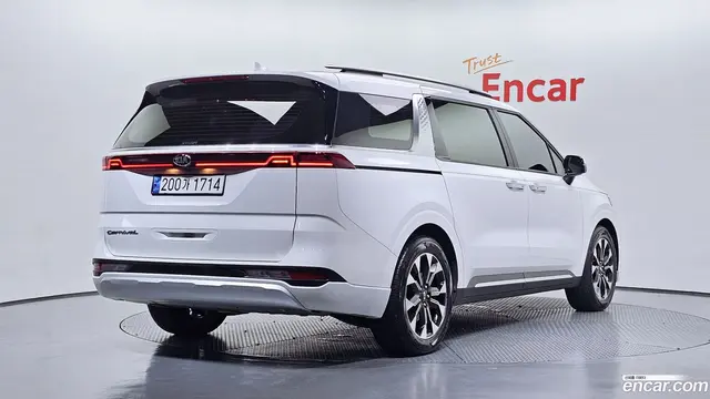 Main__Slider__Photo:Canival Kia 2020.10-1