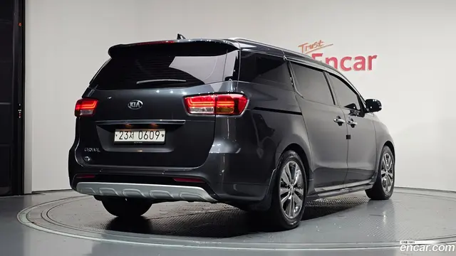 Main__Slider__Photo:Canival Kia 2016.6-1
