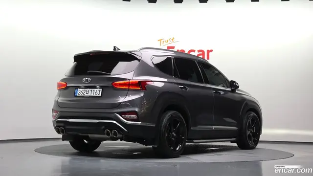 Main__Slider__Photo:Santafe Hyundai 2018.10-1