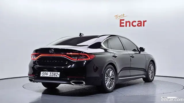 Main__Slider__Photo:Grandeur Hyundai 2018.5-1