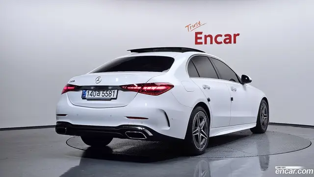 Main__Slider__Photo:C-Class Mercedes-Benz 2024.8-1