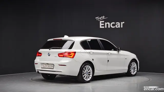 Main__Slider__Photo:1-Series BMW 2015.5-1