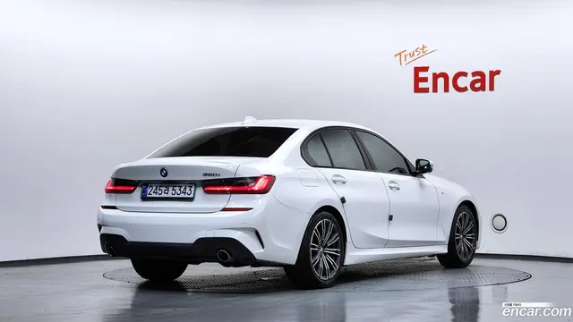 Main__Slider__Photo:3-Series BMW 2021.6-1