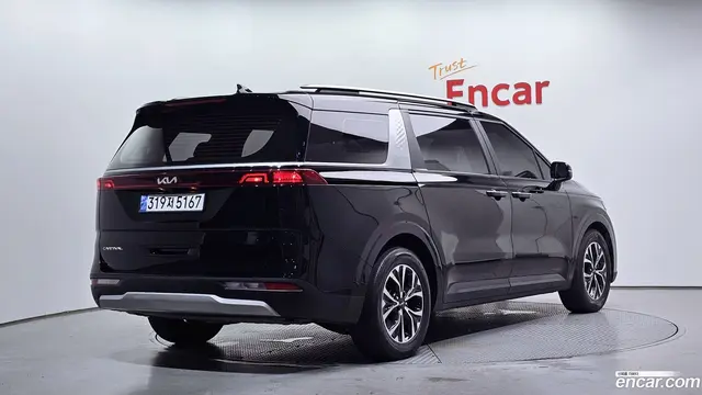 Main__Slider__Photo:Canival Kia 2022.2-1