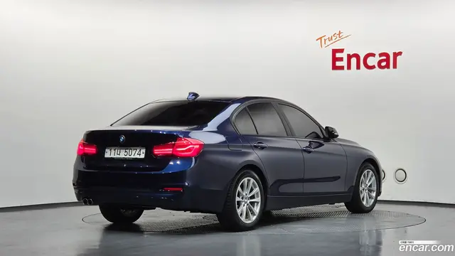 Main__Slider__Photo:3-Series BMW 2017.2-1