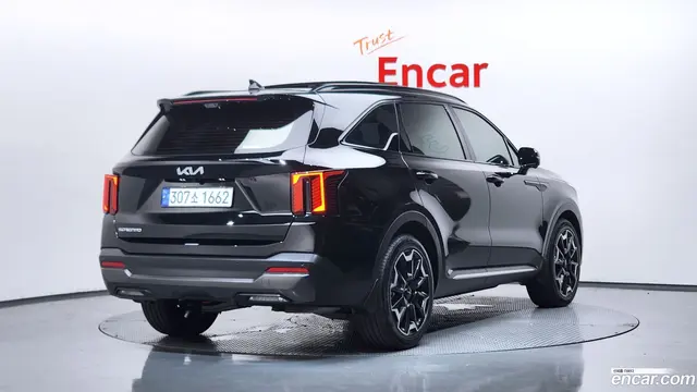 Main__Slider__Photo:Sorento Kia 2024.4-1